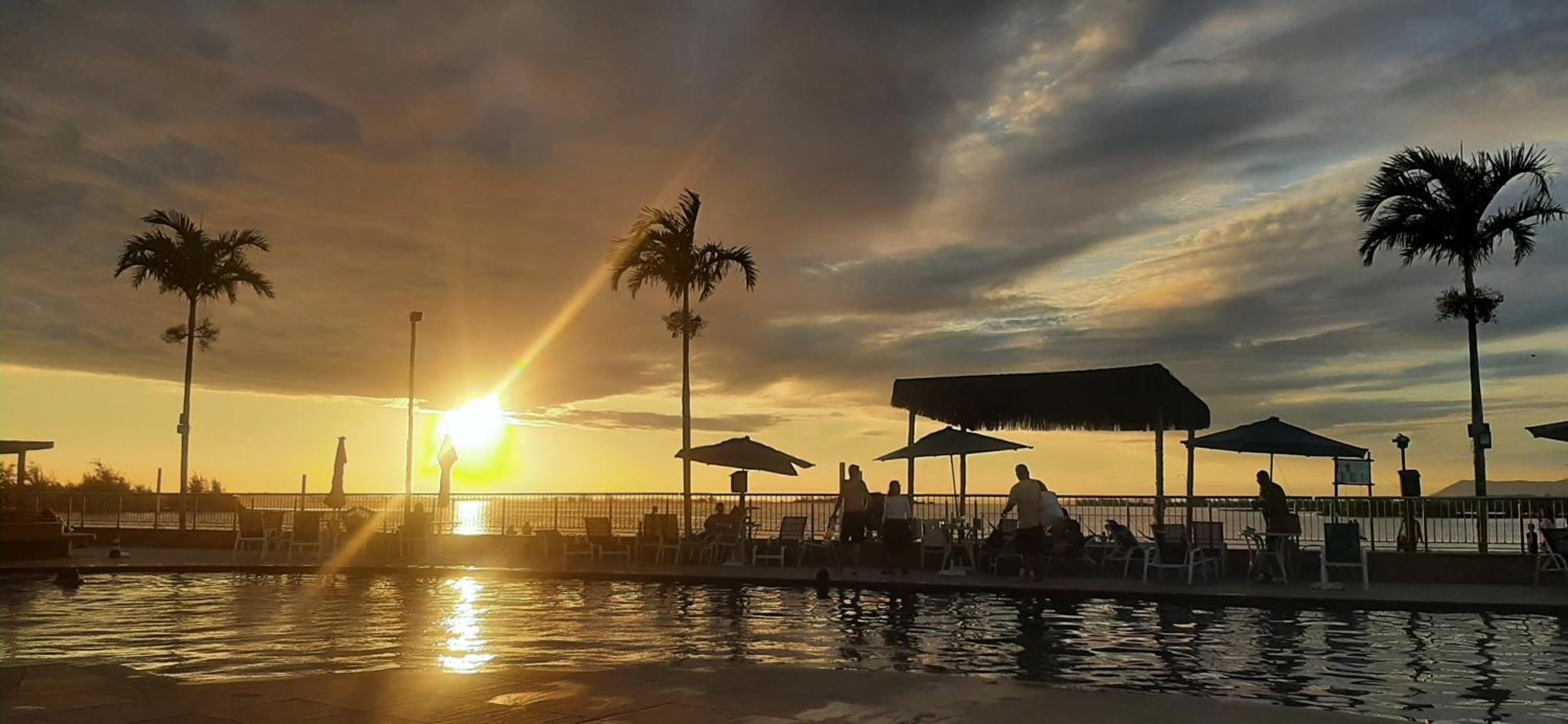 Golden Lake Resort - Apart Hotel - Arraial Do Cabo Eksteriør billede